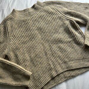 Vince 100% Cashmere Beige Knit Sweater